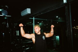 muscle building gym